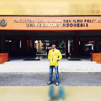 Photo taken at Fakultas Ilmu Sosial dan Ilmu Politik (FISIP) by Aldi R. on 11/13/2014