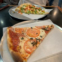 Photo taken at Front Street Pizza by Shiina on 2/12/2020