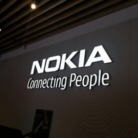 Photo taken at Nokia Store by Leonardo S. on 11/1/2012