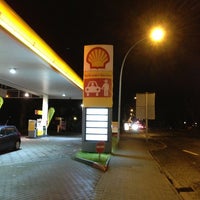 Das Foto wurde bei Shell von Wolfgang R. am 12/26/2012 aufgenommen