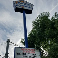 Photo taken at White Castle by Marcus on 9/4/2016
