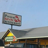 Снимок сделан в Pincher&amp;#39;s Restaurant пользователем Marcus 9/22/2012