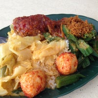 Photo taken at Atiqa Nasi Padang &amp;amp; Malay Food by JK on 2/5/2014