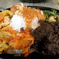 Photo taken at Atiqa Nasi Padang &amp;amp; Malay Food by JK on 9/6/2013