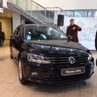 Foto tomada en Volkswagen Автоцентр Россо Моторс  por Валерия Ф. el 2/8/2015
