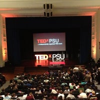 Foto tomada en TEDxPSU 2013  por Ali P. el 3/17/2013