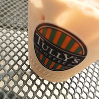 Photo taken at Tully&amp;#39;s Coffee by Yu on 11/21/2018