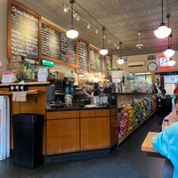 Photo taken at Chicago Bagel Authority by Andy C. on 10/11/2022