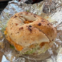 Photo taken at Chicago Bagel Authority by Andy C. on 8/4/2022