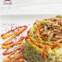 Foto tirada no(a) Lamesho Restaurant مطعم لاميشو por LaMeSho R. em 5/15/2017