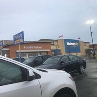 3/6/2017 tarihinde Kevin H.ziyaretçi tarafından Walmart Supercentre'de çekilen fotoğraf