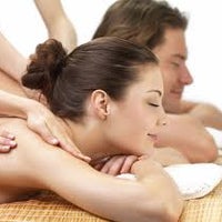 10/19/2013 tarihinde Massage &amp;amp; Wellnessziyaretçi tarafından Massage &amp;amp; Wellness'de çekilen fotoğraf