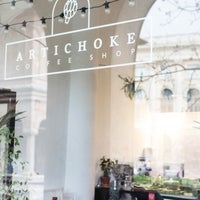 4/25/2017 tarihinde Artichoke Coffee Shopziyaretçi tarafından Artichoke Coffee Shop'de çekilen fotoğraf