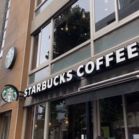 Photo taken at Starbucks by リッシャー on 9/24/2022