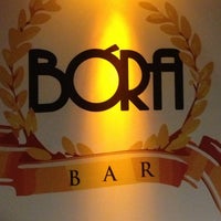 Foto tirada no(a) Bóra Bar por Cristiana R. em 5/29/2013