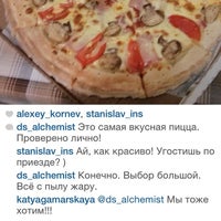 Foto tirada no(a) Дот-пицца por Alexey K. em 6/12/2014