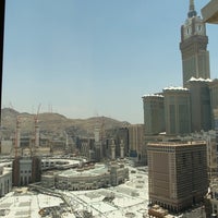 Das Foto wurde bei Hilton Makkah Convention Hotel von Aljawhara am 5/10/2024 aufgenommen