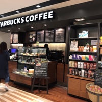 Photo taken at Starbucks by qye00705（しげさん） on 5/16/2017
