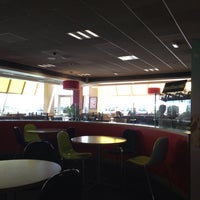 Photo taken at Thurrock Motorway Services (Moto) by Gareth L. on 5/9/2013