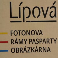 Photo taken at Fotonova | Rámy pasparty | Obrázkárna by Radek on 12/27/2013