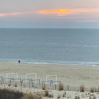 Das Foto wurde bei Grand Hotel Of Cape May von Bill R. am 12/28/2021 aufgenommen