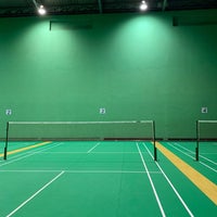 Photo taken at NuanChan Badminton Court by Toon T. on 5/9/2019