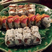 Foto tirada no(a) Sushi Ai por Woof R. em 11/16/2014