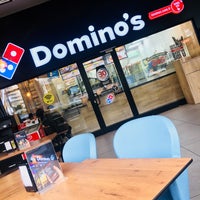 Photo taken at Domino&amp;#39;s Pizza by Özgür on 11/23/2017