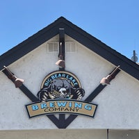 Photo taken at Big Bear Lake Brewing Company by Paul Q. on 6/3/2023