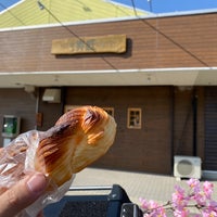 Photo taken at 昇匠 SHOW BAKERY by 花ちゃん♪ 花. on 3/26/2021