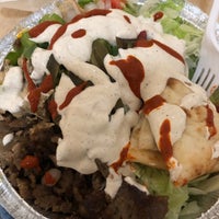 Photo taken at The Halal Guys by 山 on 10/4/2021