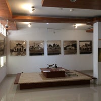 Foto diambil di Museum Aceh oleh Prisilla F. pada 3/12/2017