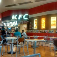Photo taken at KFC by Mauro A. on 5/15/2014
