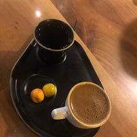 1/27/2022 tarihinde Kamil Ö.ziyaretçi tarafından Kahve 6 Cafe&amp;amp;Bistro'de çekilen fotoğraf