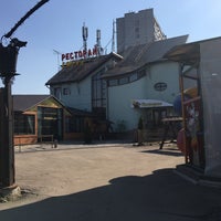Photo taken at Ресторан Емеля by Zhurakovsky M. on 4/15/2018