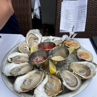 Photo taken at Mare Oyster Bar by Amaury J. on 6/11/2022