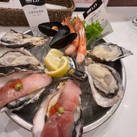 Photo taken at Oyster Table by よよよのよ ー. on 2/26/2022