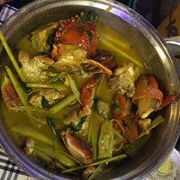 Photo taken at Biển Dương restaurant by Wilton S. on 3/25/2016