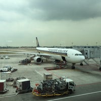 Photo taken at Singapore Airlines(SQ) Check-In Counter by Wilton S. on 3/23/2016
