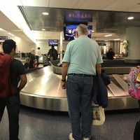 Photo taken at Baggage Claim - T5 by Paula Reynolds M. on 12/31/2018