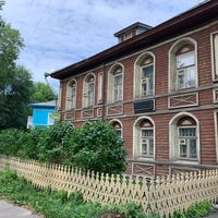Photo taken at Резной палисад by Mary V. on 7/27/2021