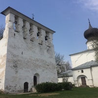 Photo taken at Церковь Успения Пресвятой Богородицы с Пароменья by Mary V. on 4/27/2019