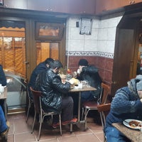 Das Foto wurde bei kol köfte tarihi Sofram Restaurant ( Fethi Baba&amp;#39;nın Yeri) von kol köfte tarihi Sofram Restaurant ( Fethi Baba&amp;#39;nın Yeri) am 2/24/2017 aufgenommen