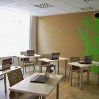 รูปภาพถ่ายที่ Centro De Estudios Zona โดย Business o. เมื่อ 2/21/2020