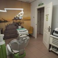 Photo taken at Clínica Dental Álvaro Gómez by Business o. on 2/17/2020