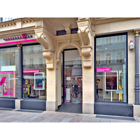 รูปภาพถ่ายที่ Telekom Shop โดย Business o. เมื่อ 4/11/2017