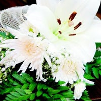 Photo taken at Bouquet Flores y Plantas by Business o. on 5/13/2020