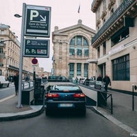 Photo taken at Parking Paris Gare du Nord - EFFIA by Business o. on 4/7/2020