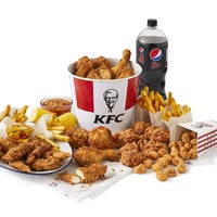 Das Foto wurde bei KFC von Business o. am 5/7/2020 aufgenommen