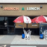 3/31/2020에 Business o.님이 Munch A Lunch에서 찍은 사진